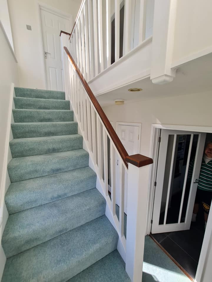 Glass and glazing services, glass repairs, glass replacement