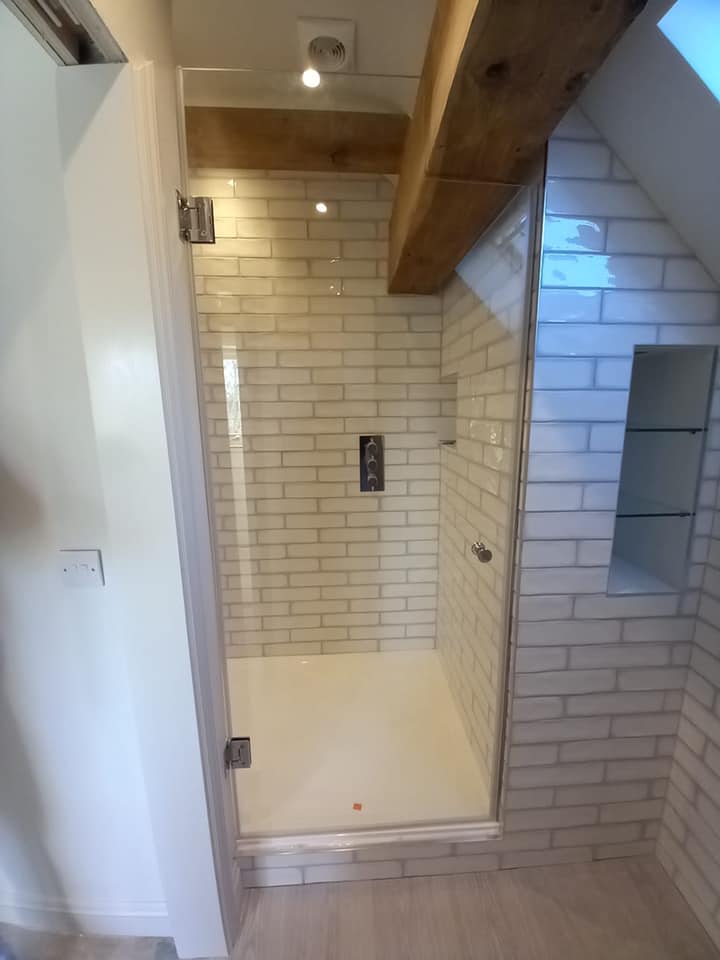 Glass and glazing services, glass repairs, glass replacement