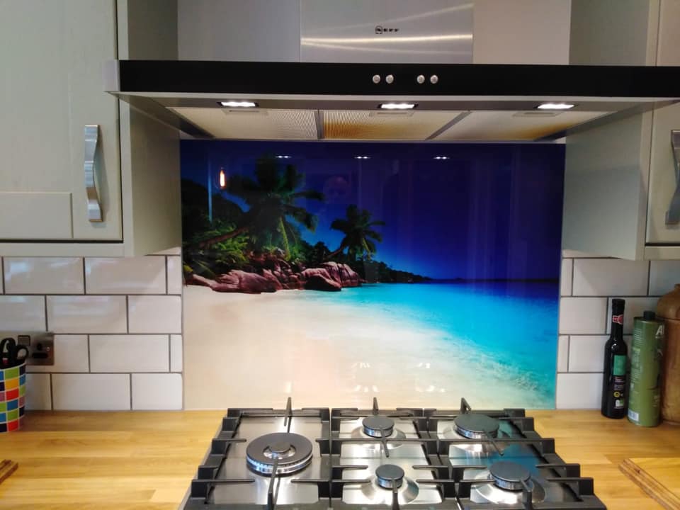 Glass and glazing services, glass repairs, glass replacement